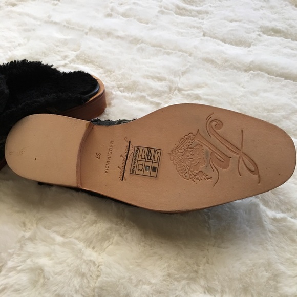FREE PEOPLE BUTTERFLY EFFECT MULES - Picture 4 of 9